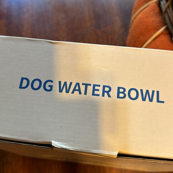 Dog bowl - Picture 6 of 7